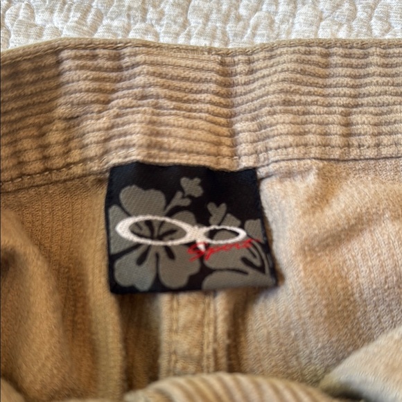 Vintage OP Men's Tan Corduroy Shorts - Picture 2 of 4